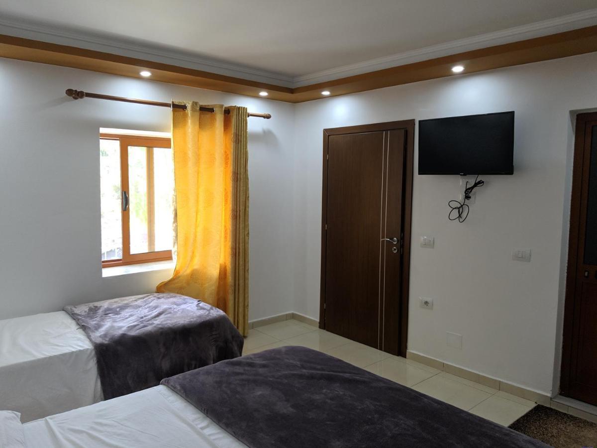 Guesthouse Alvi Përmet Extérieur photo